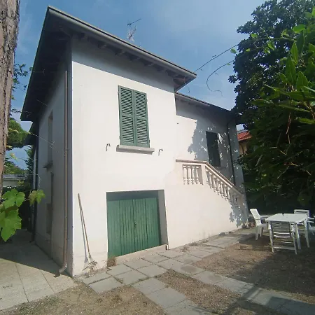 Casa Del Pino شقة تّشيرفييا